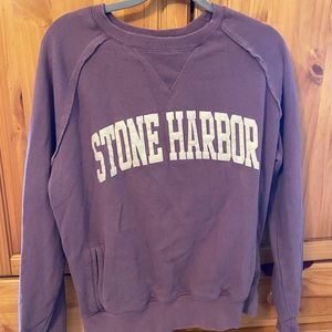 Crew neck sweatshirt, distressed and vintage look